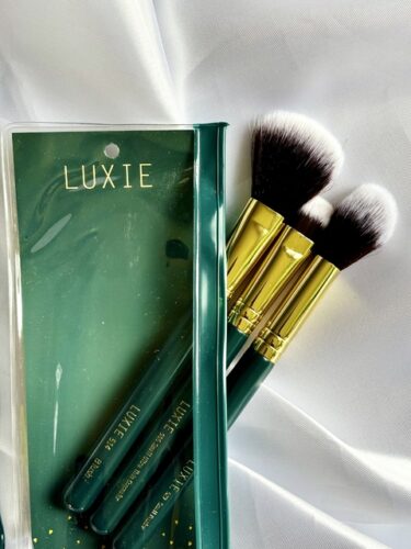 SET DE BROCHAS X3 LUXIE